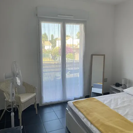 St Cyprien T2 3 Etoiles Lumineux A 200m De La Apartment *