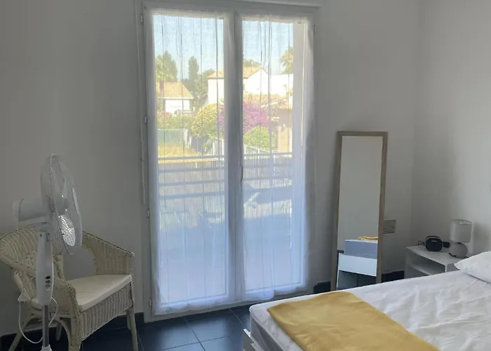 St Cyprien T2 3 Etoiles Lumineux A 200m De La Apartment *